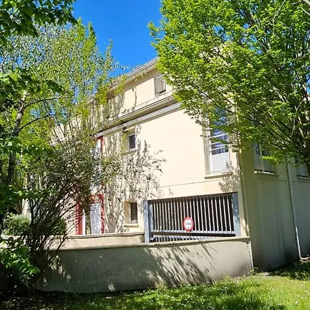 Solaire Duplex Avec Terrasse En Bois *